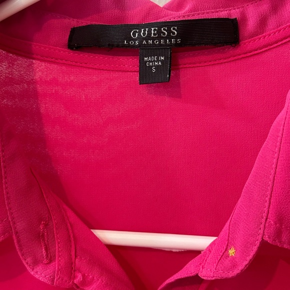 Guess long sleeved blouse 💕 - Picture 2 of 3
